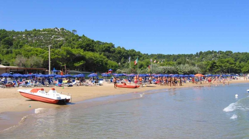 covo-dei-saracini-spiaggia1